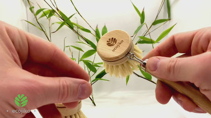 Natural Wooden Dish Brush with Replaceable Head | Natural Kitchen Washing Up Brush with Plant Based Bristles and Detachable Head