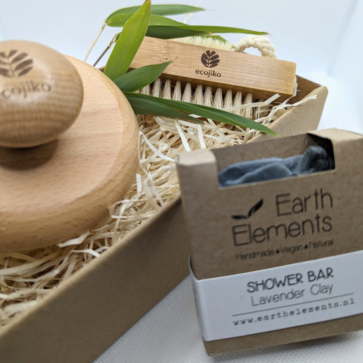 eco friendly zero waste gift box with soap body brush and nail brush